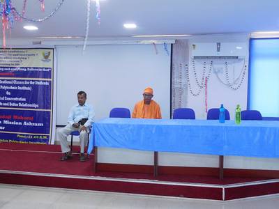 Inspirational & Motivational Speech by Swamiji from Ram Krishna Mission Ashram 8