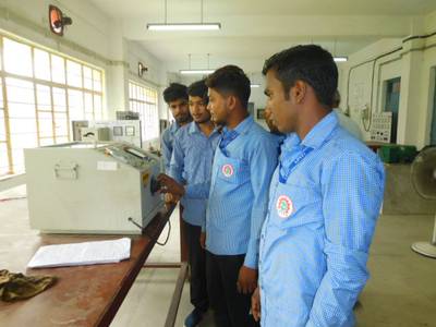 ELECTRICIAN LAB. 10