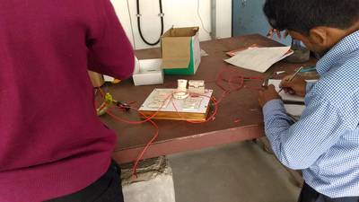 ELECTRICIAN LAB. 24